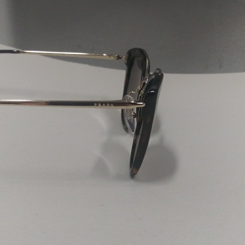 Brand New Prada Sunglasses - Picture 3 of 3